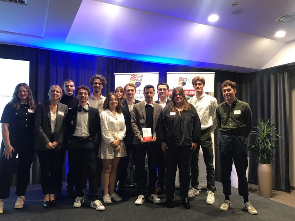 Photo étudiants engagés la Catho Lille